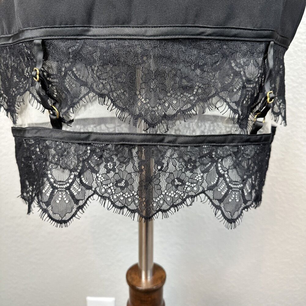 House of CB Black Lace Long Sleeve Dress - Picture 2 of 9